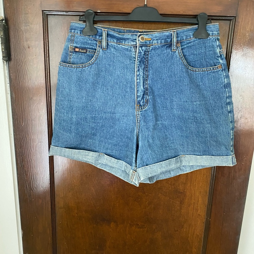 💙VINTAGE 💙Route 66 High Waist Denim Shorts. Size 14